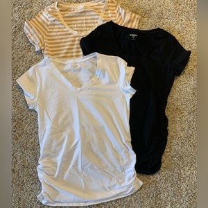 Old Navy Maternity scoop neck side-shirred t-shirts (3 colors) - medium